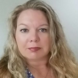 Meet your Posher, Stacey